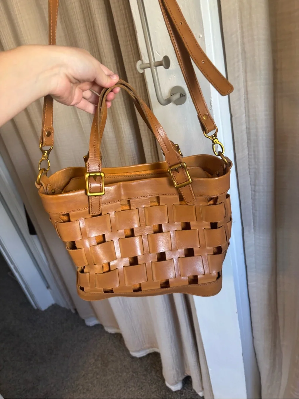 AmeriLeather Woven Basket Purse - Picture 10 of 14